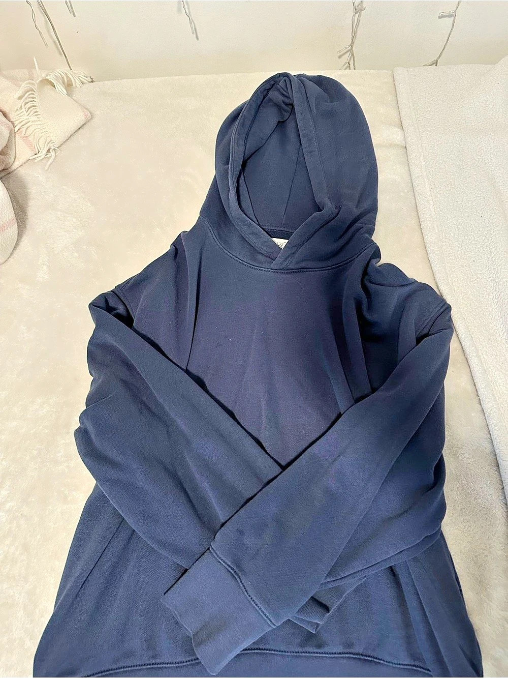American Eagle Hoodie in Blue Size Medium Like New